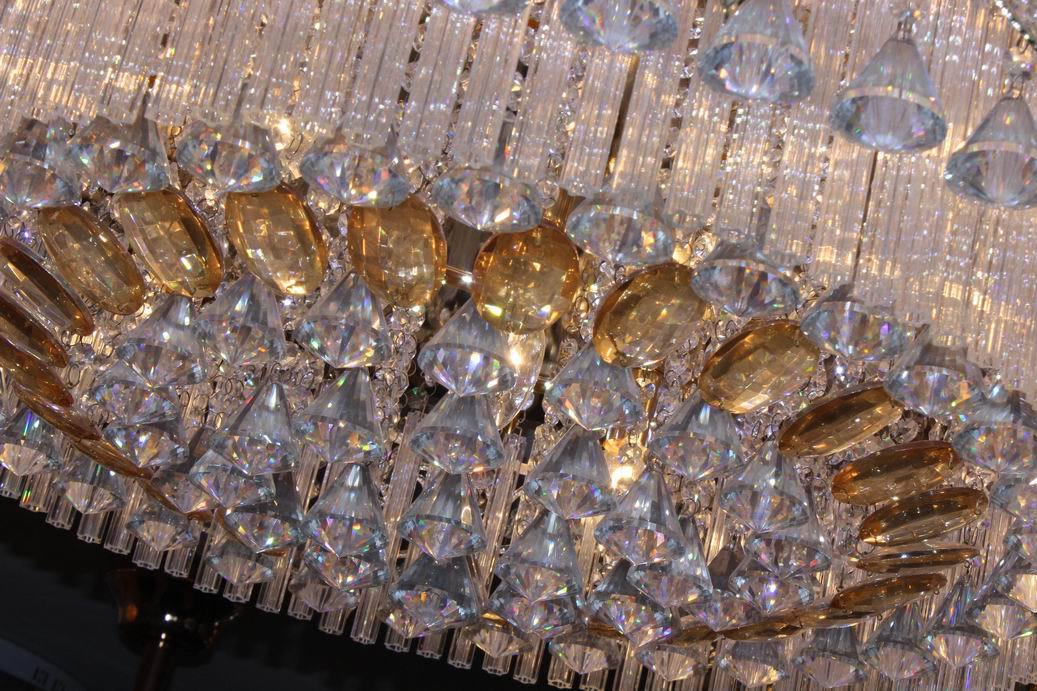 新款吸顶灯水晶灯厂家批发客厅灯现代简约卧室灯