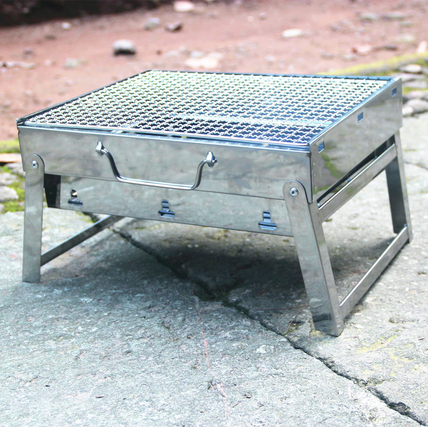 厂家直销小号白钢烧烤炉 户外便携bbq烧烤架 折叠烧烤炉