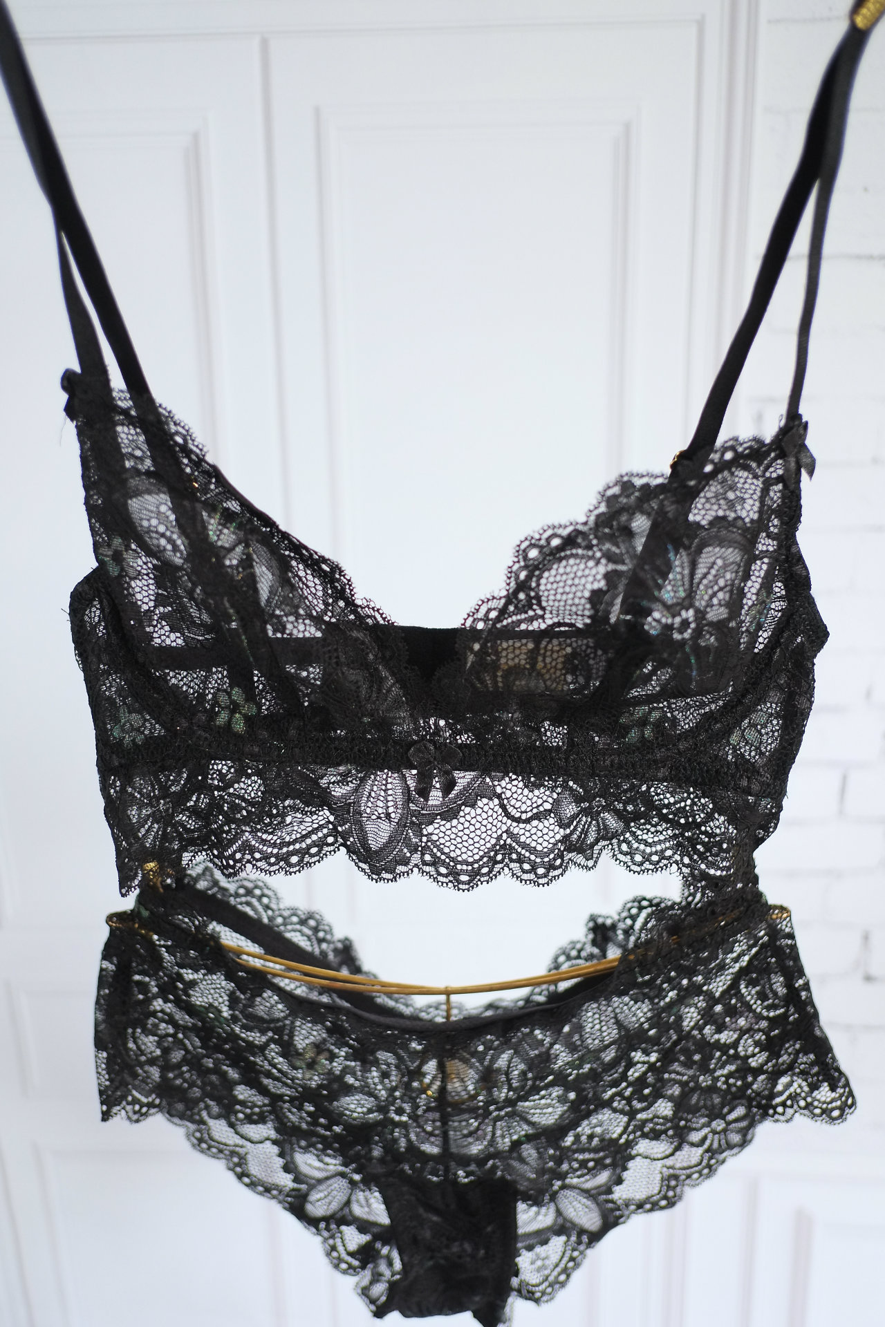 外贸文胸套装舒适不聚拢睡眠性感透明镂空女士内衣