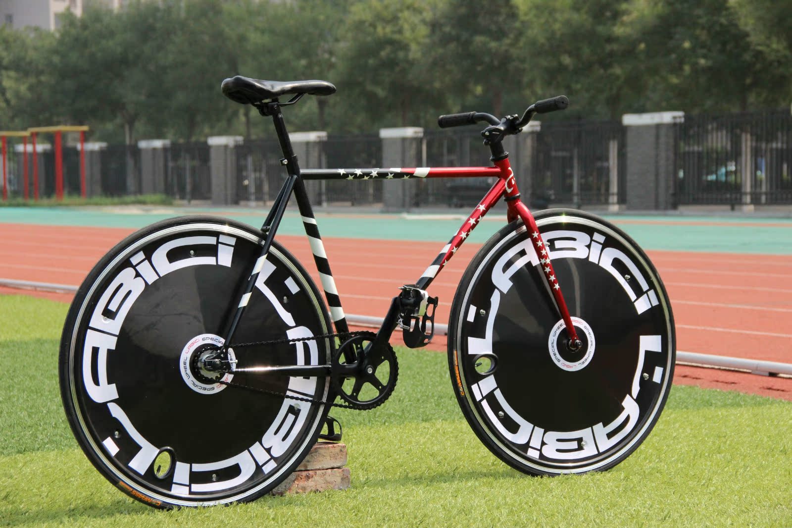 ieei 2016新款死飞自行车 一体轮复古死飞镁合金三刀竞速死飞单车