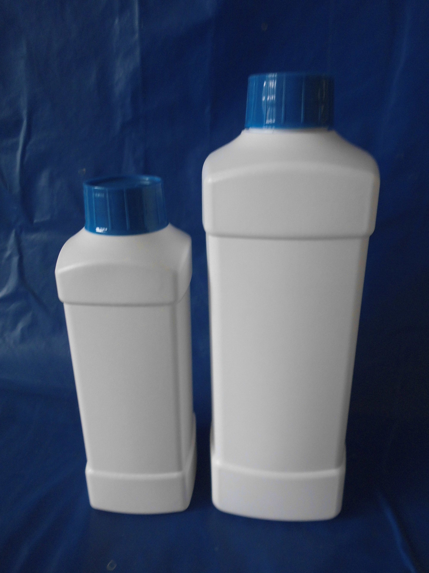 批发方瓶500ml 现货500ml安利方瓶 供应乳白色方瓶 液体塑料瓶