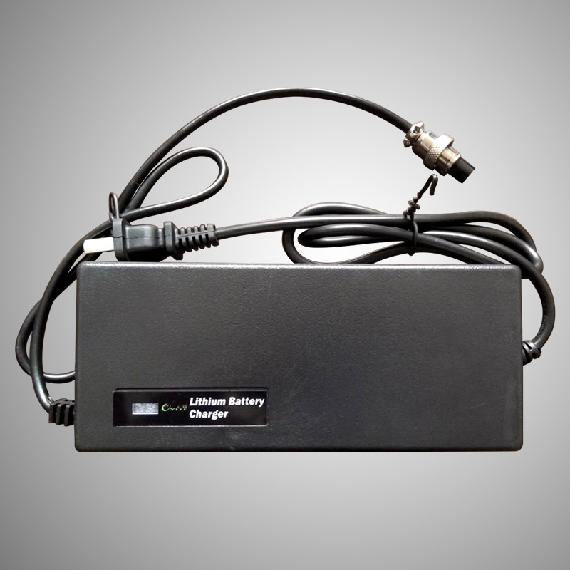 10a250v 扭扭车充电器 思维车充电器 两轮电动车充电器 国规