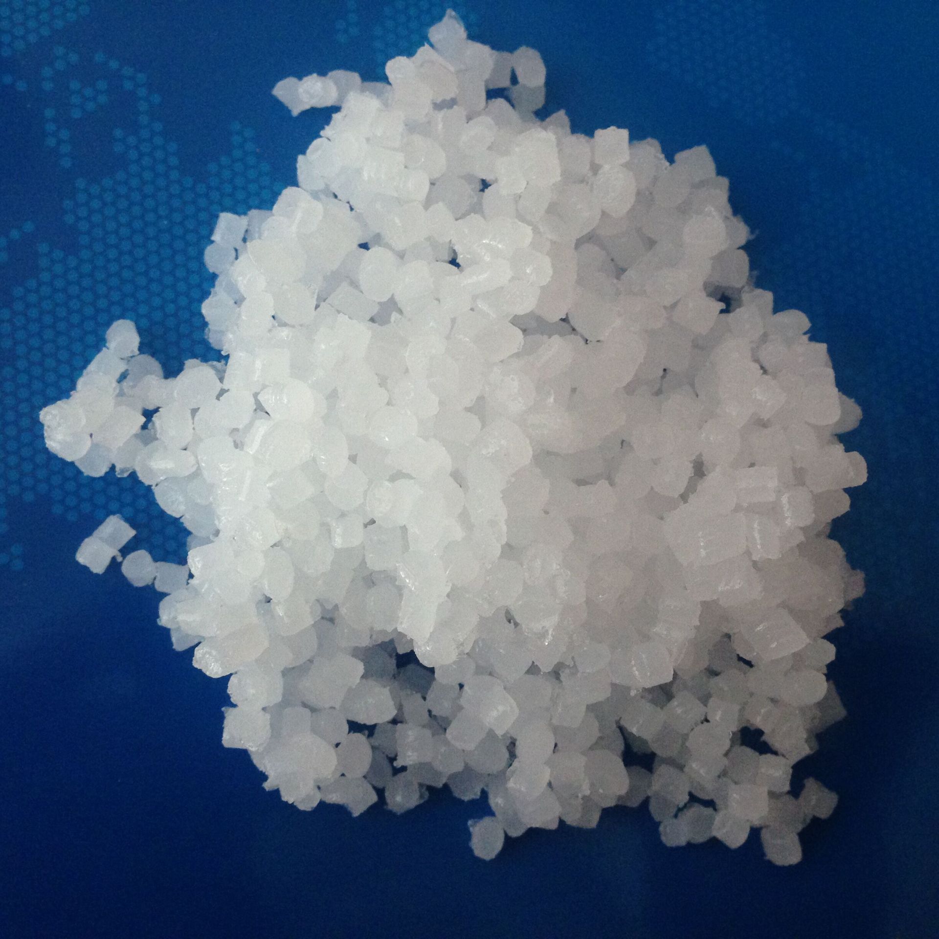 聚乙稀农膜增粘剂 吹膜增粘母粒,塑胶粘胶