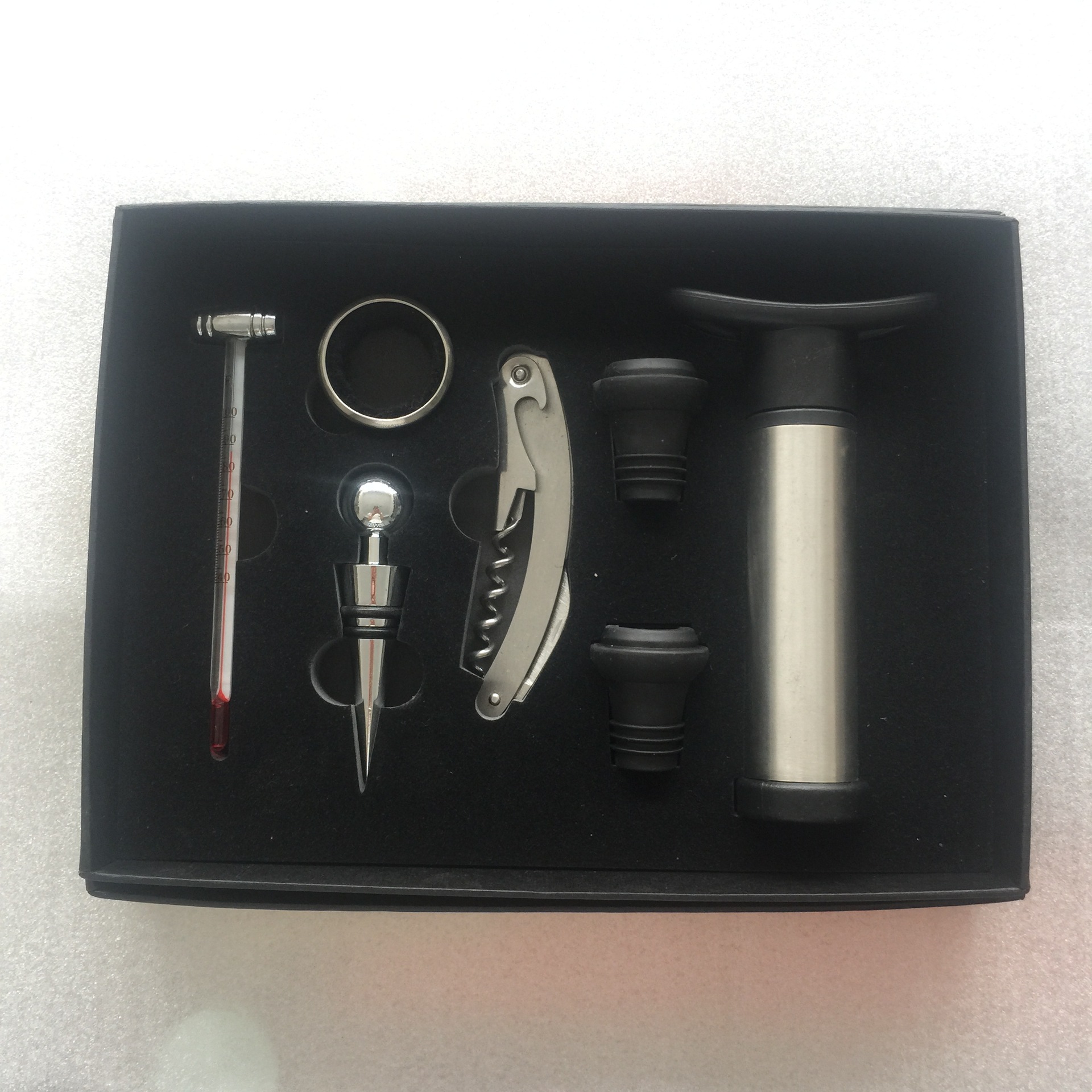 供应黑色圆盒红木酒具礼品小工具套装组合三件套红酒开瓶器套装