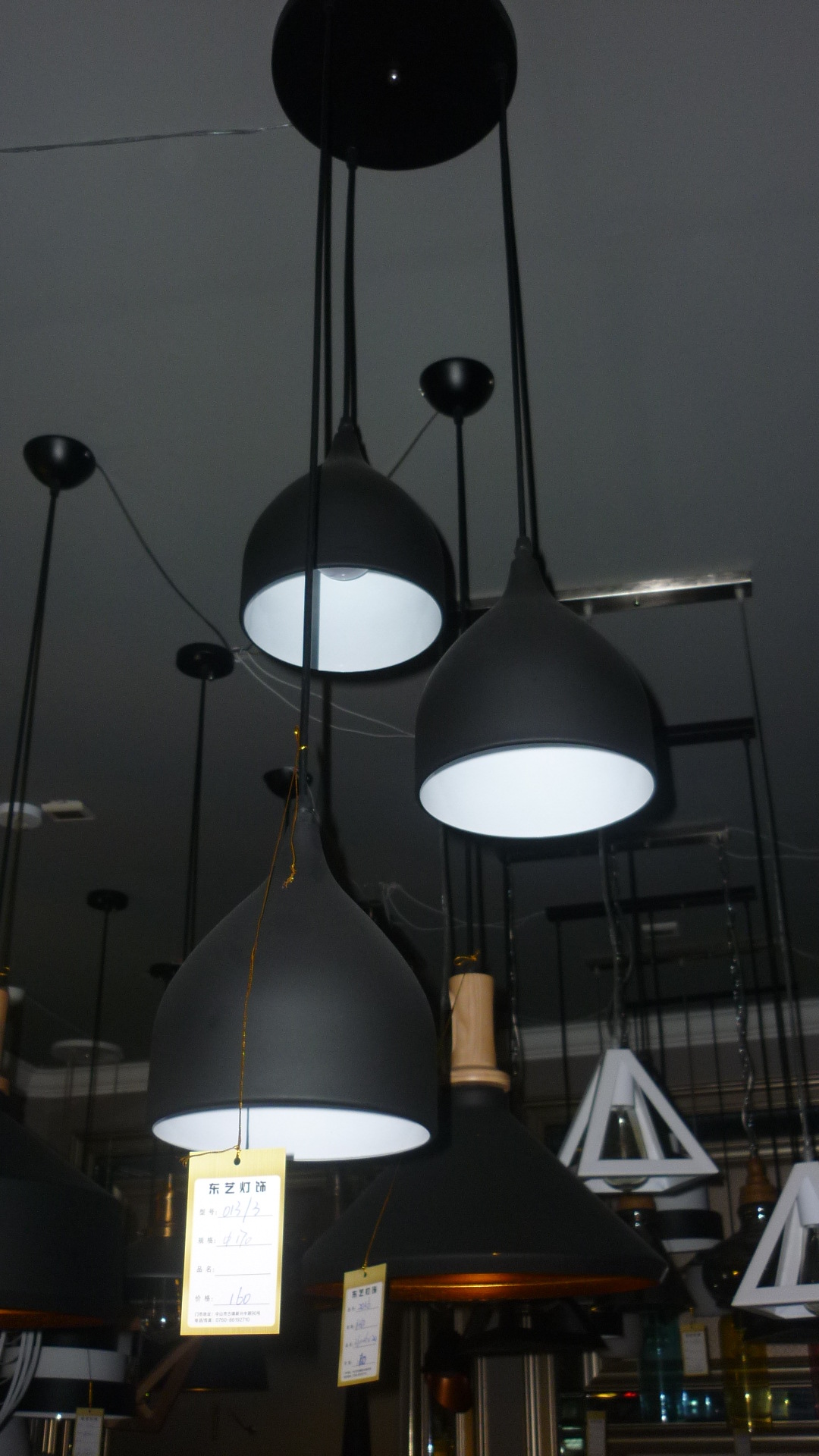 厂家批发古镇现代灯具 简约艺术餐厅吧台吊灯创意三头led铝材吊灯