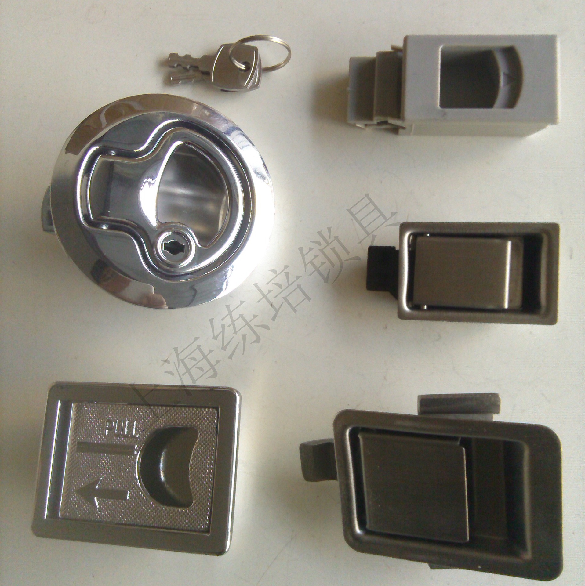 工厂直销304不锈钢平面拉手小锁扣dk702紧固防锈拉动式平面闸板锁