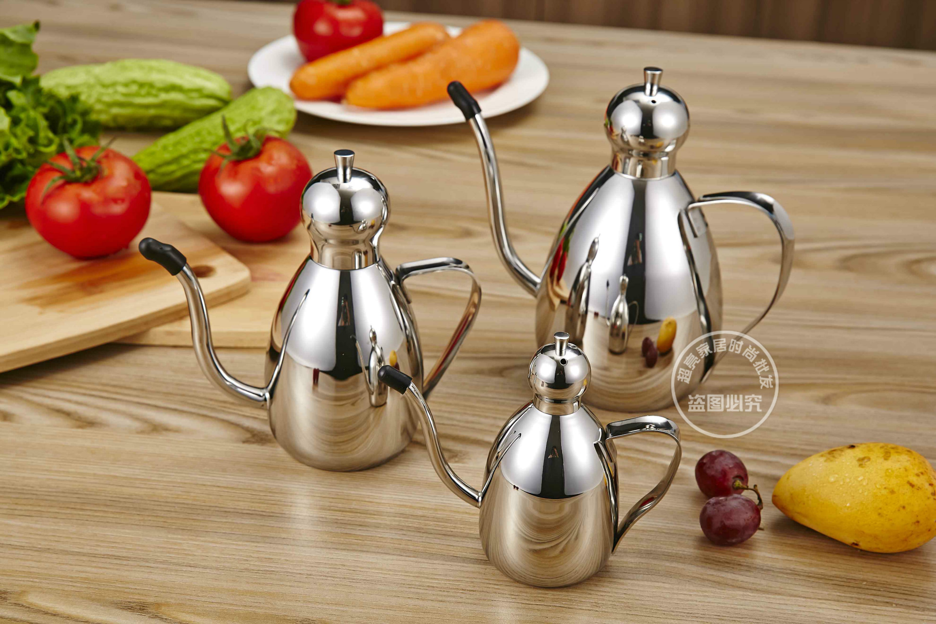 304不锈钢防漏鼓形油壶 长嘴多用油壶