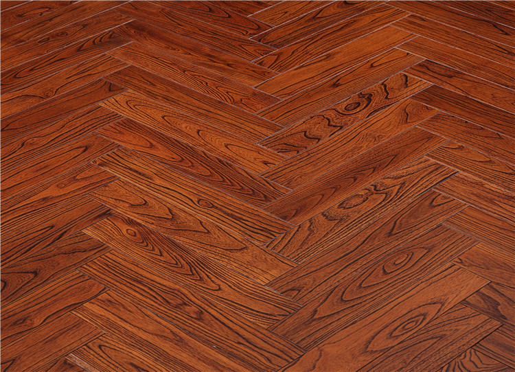 产品型号: SY-8105 单片规格: 450X90X18mm 表面材质:金刚柚木 地板企口:经典平扣 每件片数:60片/件 每件面积:2.43 每件重量:约21公斤 地板损耗:通常情况下,房间的铺装损耗为地板铺装面积的3%-5%,有特殊 房型的按照实际情况考虑。 关于色差:电脑显示的图片与实物存在一定的色差,建议各位亲先拍样品了解 实际地板颜色和质量。