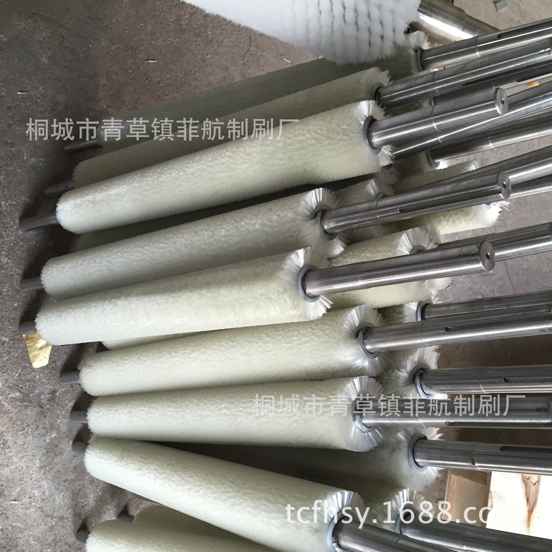 热销加工定制各种毛刷 清洗毛刷辊 防尘毛刷辊 尼龙毛刷辊
