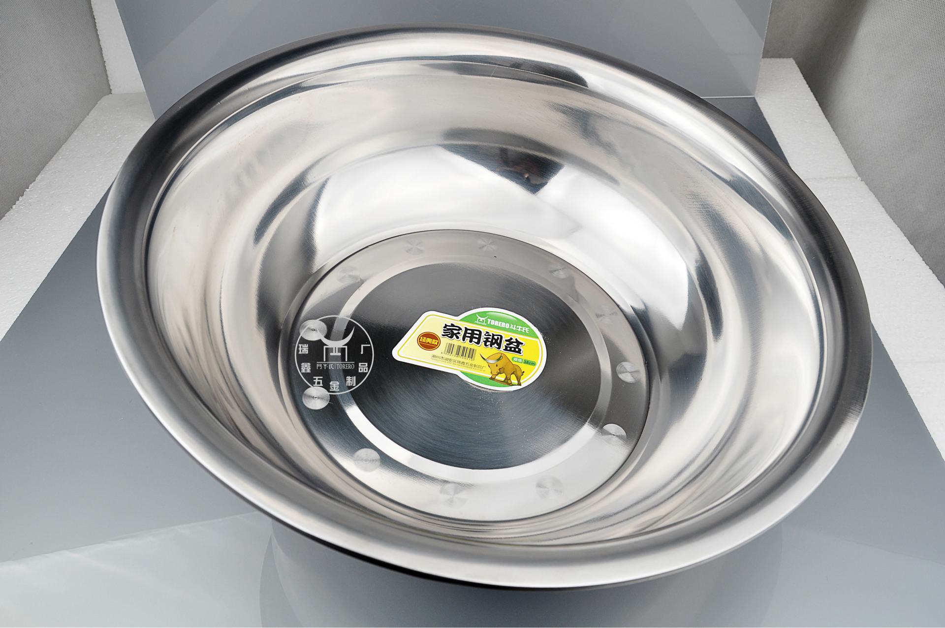 供应不锈钢面盆 带磁不锈钢脸盆家用钢盆