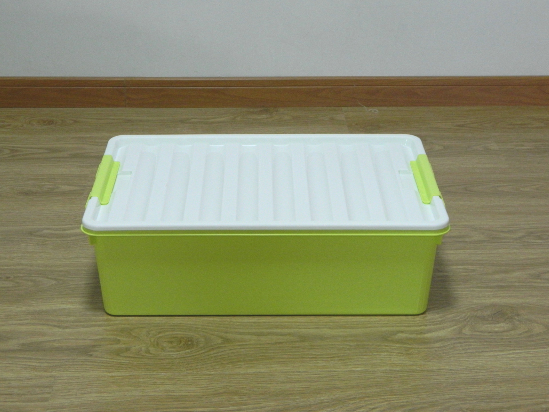 【厂家直销】供应整理箱|塑料收纳箱|家用储物箱(大号绿色)