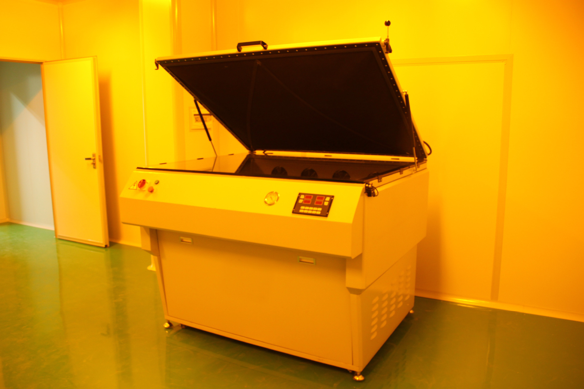 供应优质江苏,安徽,华东丝印,制版用精密真空自动晒版机