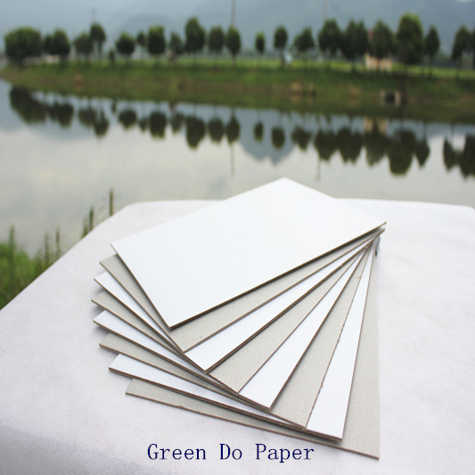 2mm a2尺寸 单面白色硬卡纸 灰底白面硬纸板