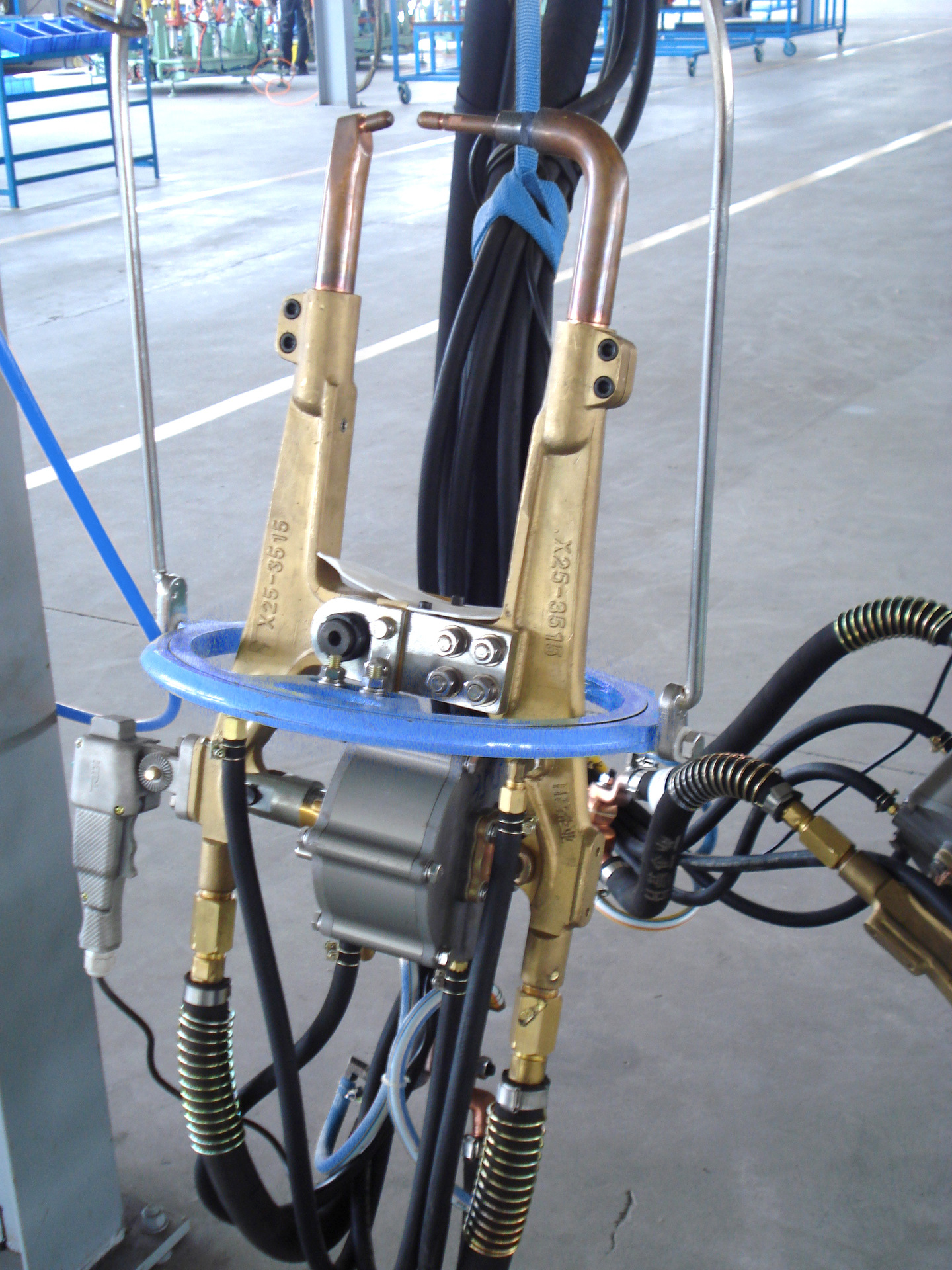 华晨焊割dn3-125型工频悬挂移动分体多功能气动点焊机