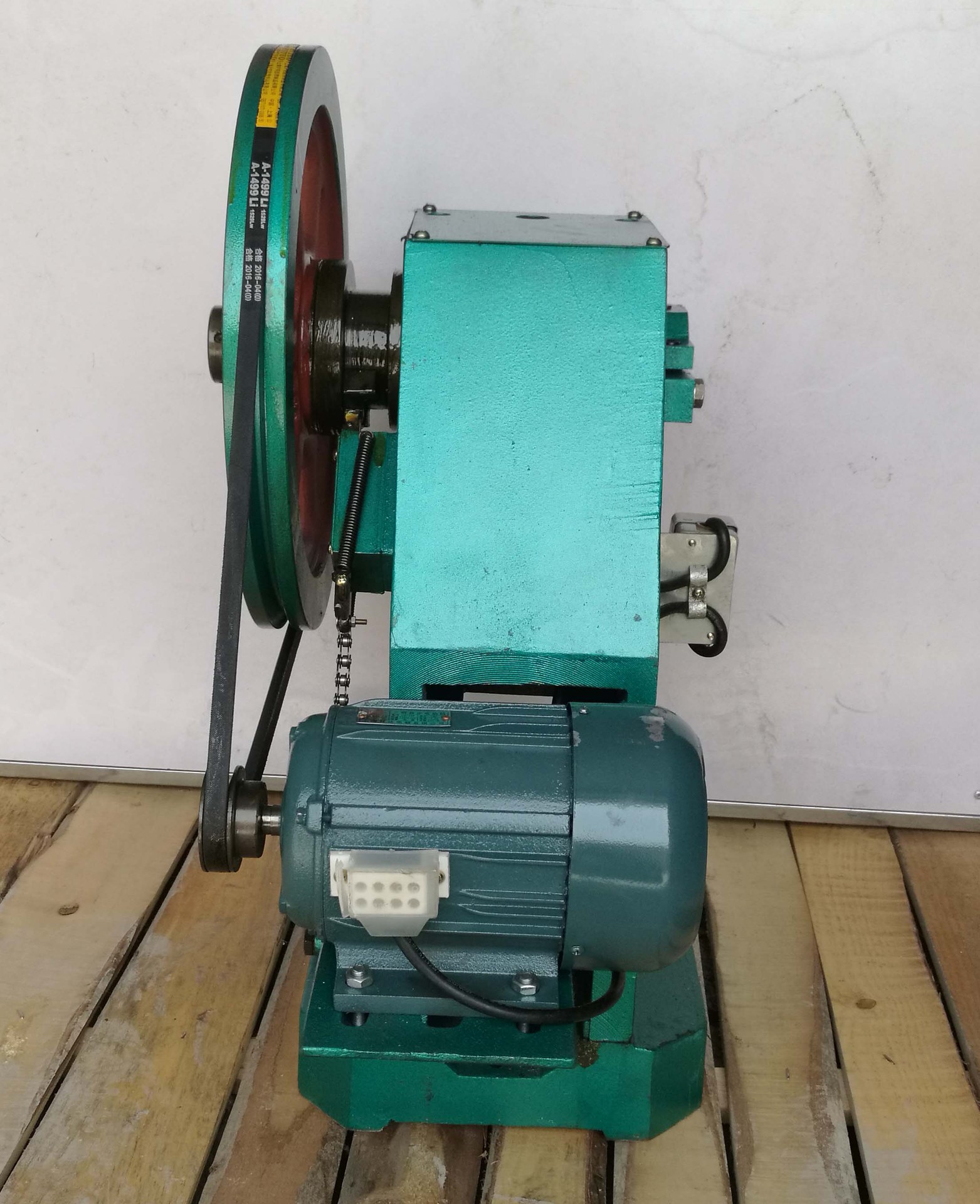 5电动冲床,小型台式压力机