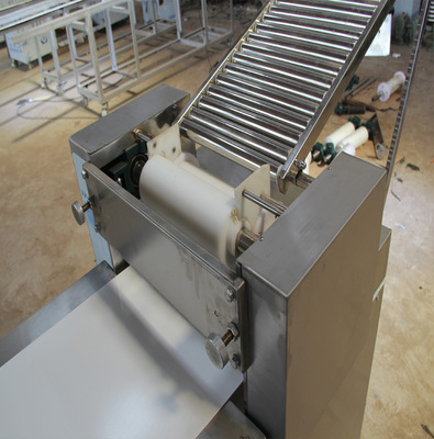 厂家工艺方馒头机 数控全自动刀切馒头机 变频同步花卷机