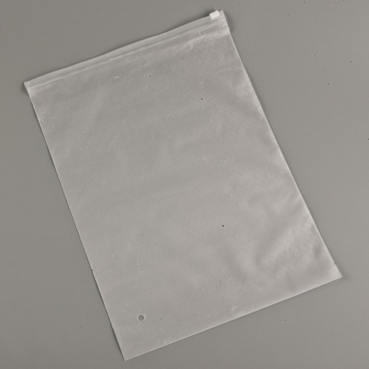厂家现货pe拉链袋 双面磨砂拉链袋 pe服装袋 通用规格