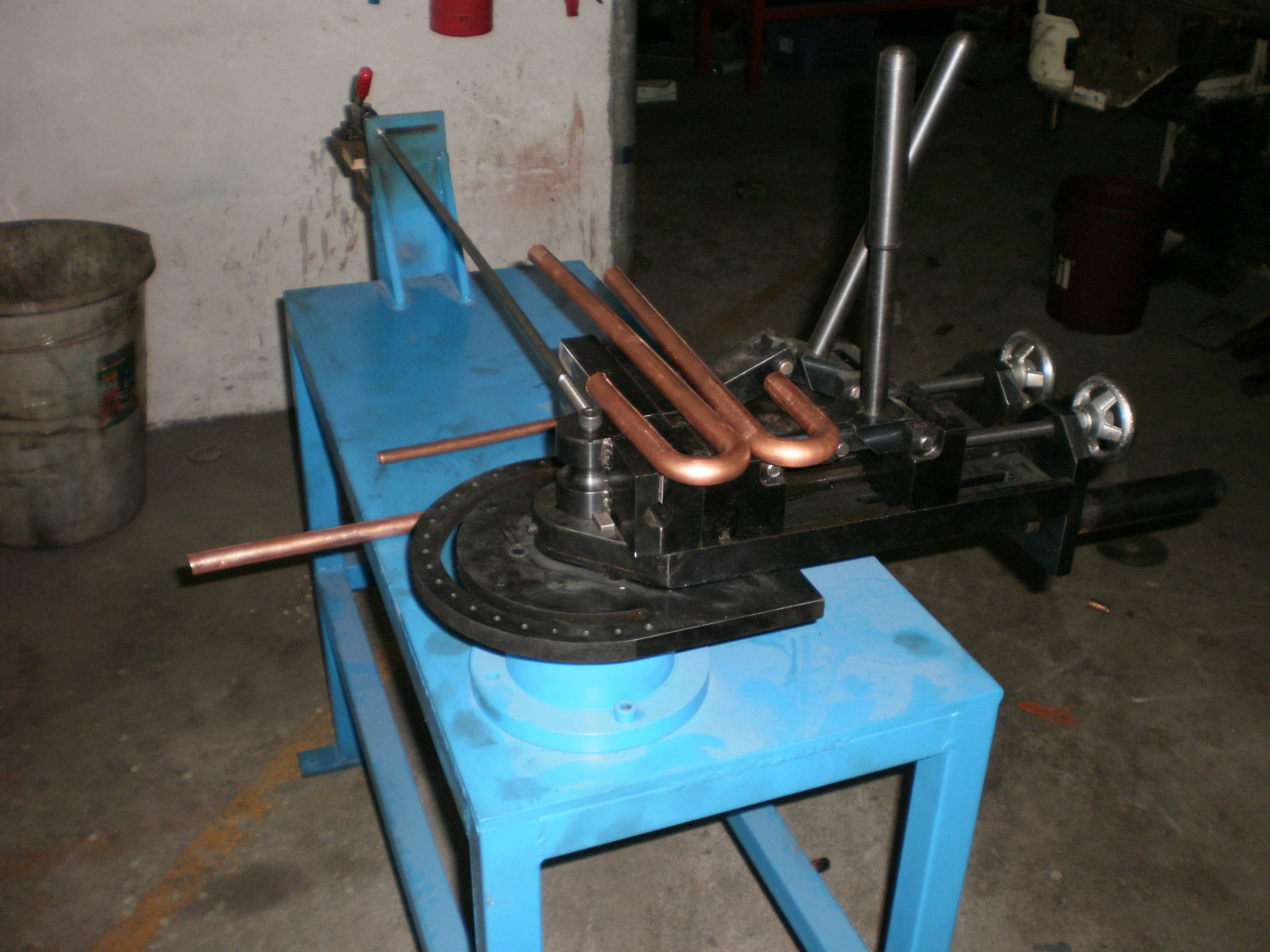 供应手动抽芯弯管机,空调制冷设备机组专用铜管抽芯弯管机,新款