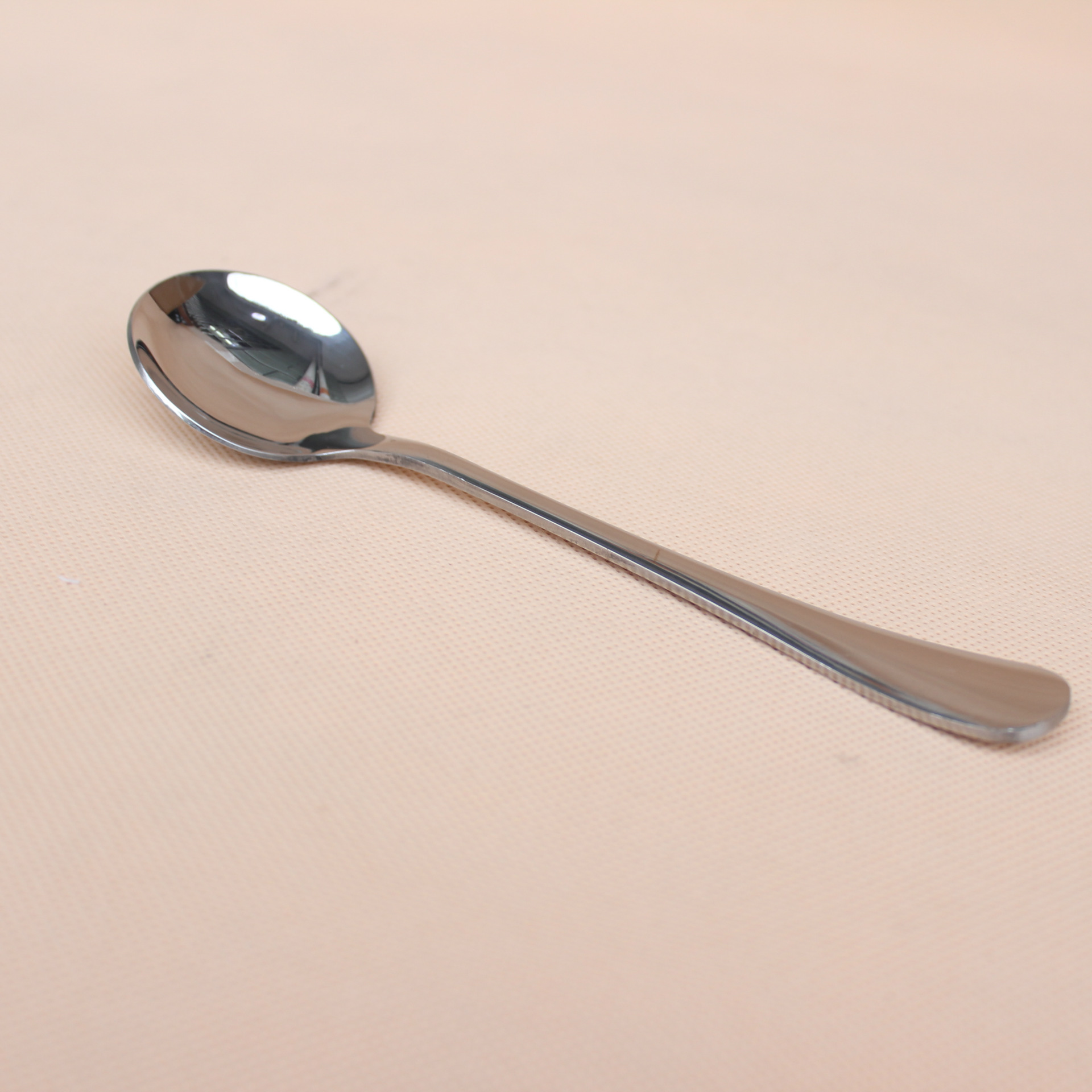 304不锈钢餐具批发不锈钢调羹揭阳不锈钢汤勺叉子无磁加厚汤匙