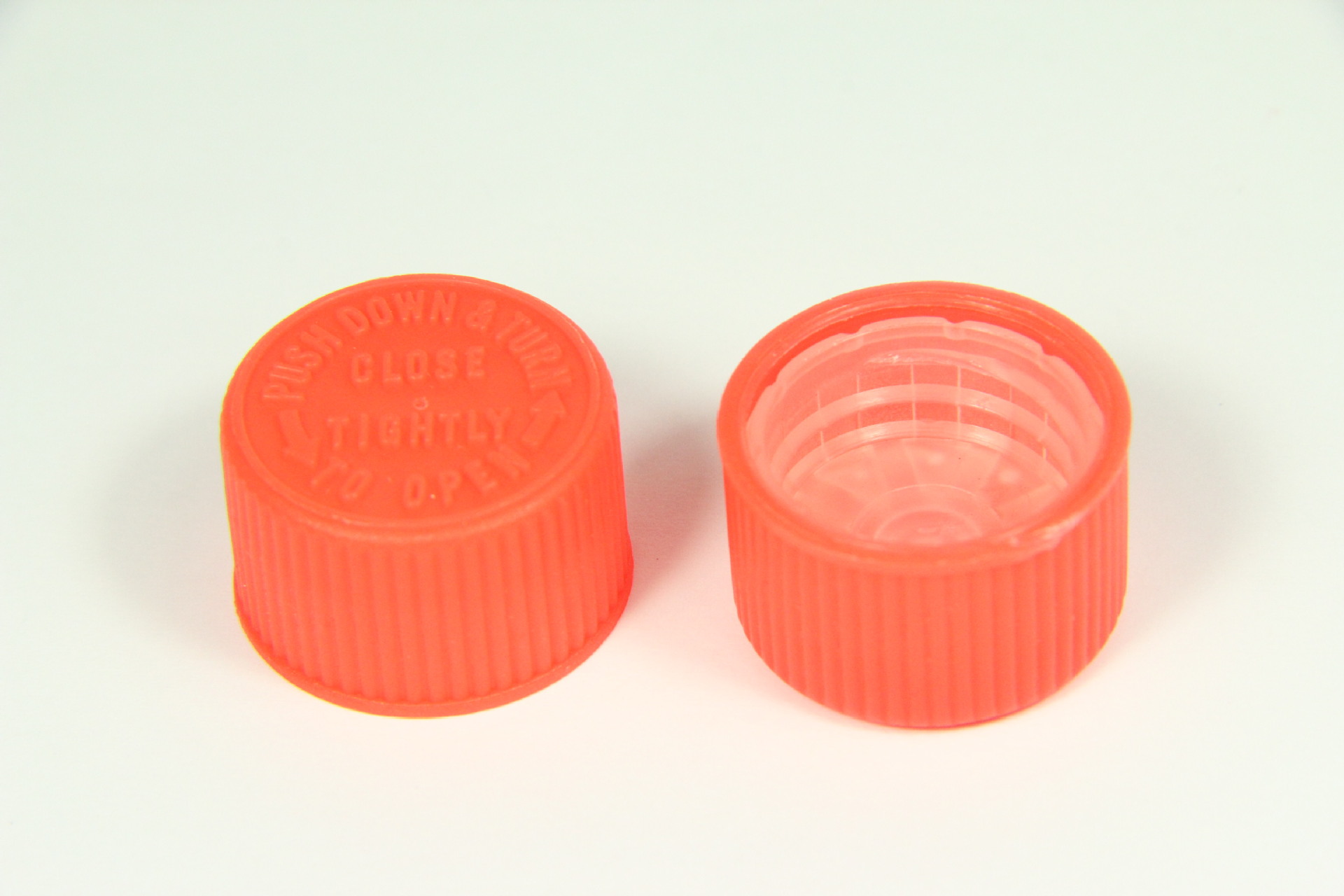 【厂家直销】22牙药用 pp圆形塑料瓶盖螺纹压旋盖 儿童安.