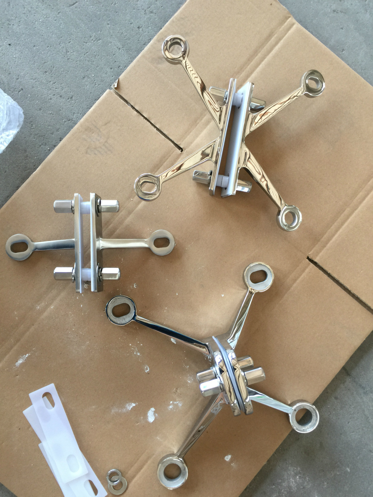 厂家直销 不锈钢幕墙爪件 k爪 t爪 点支式幕墙 雨棚