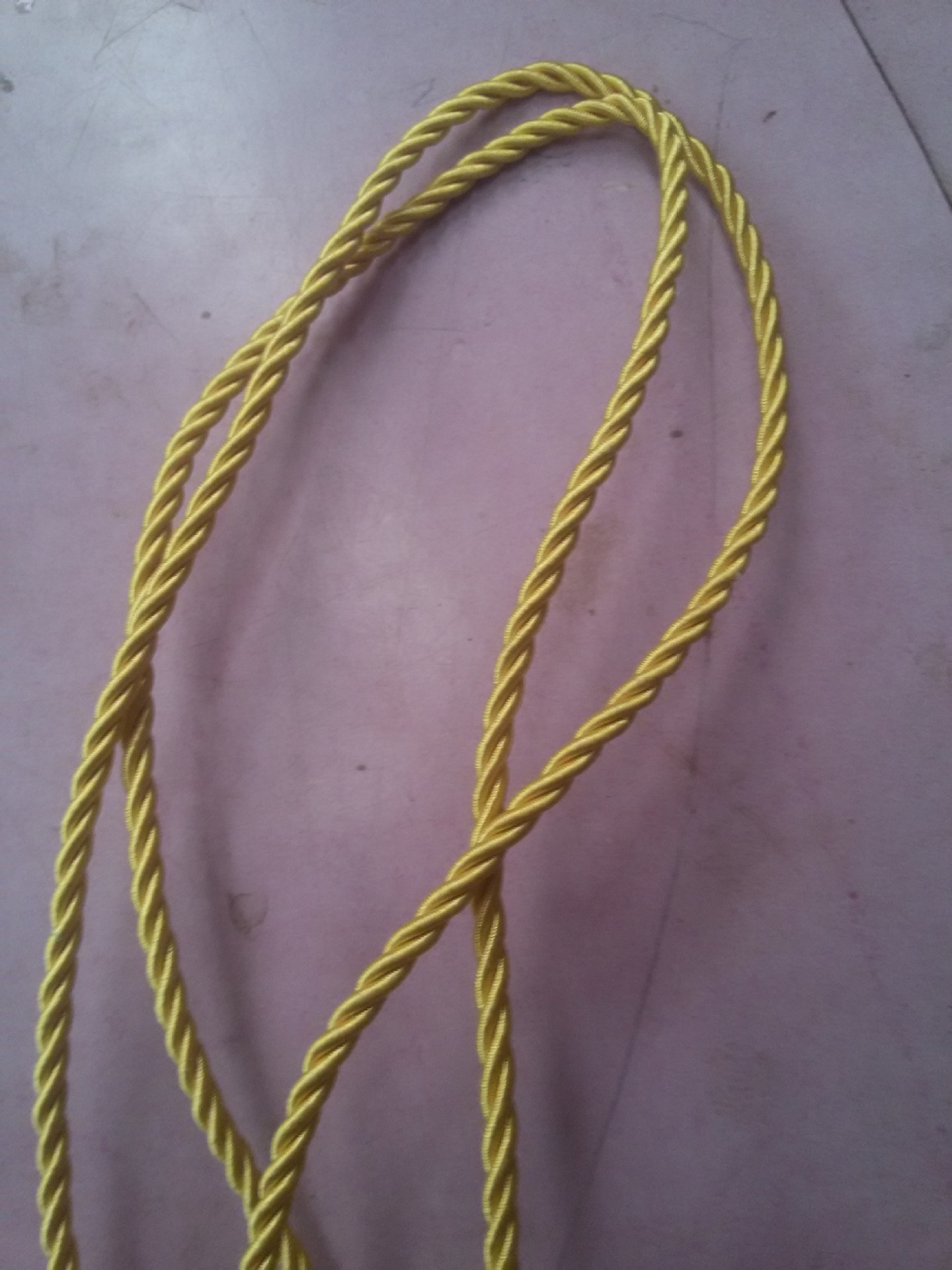 厂家供应 优质黑白彩色三股尼龙绳 人造丝涤纶纽绳 专业制造 现货