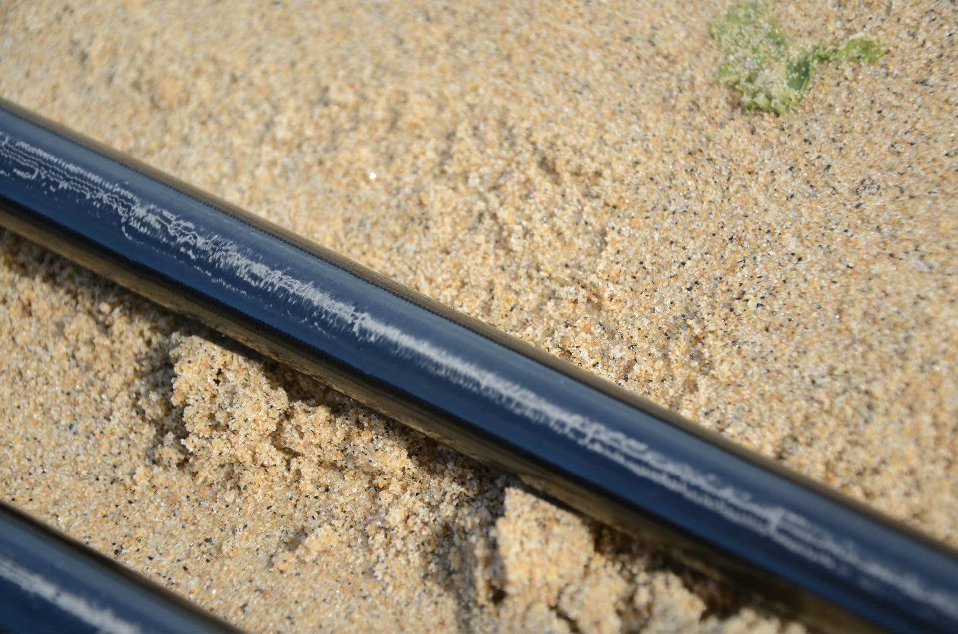 厂家直销 黑棍碳素竿鲤鱼竞技竿28调鱼竿