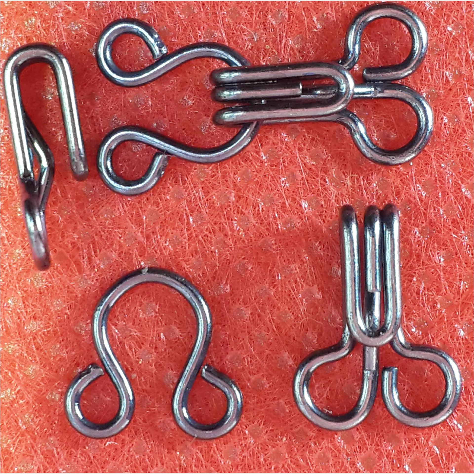 现货供应领钩1728装2#环保黑白色金属风纪扣服装辅料对扣厂家批发