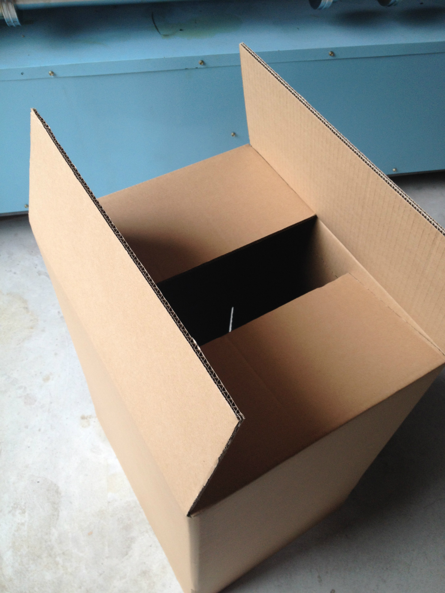 产品信息 产品名称: 五层纸箱 产品规格: 60*40*50cm 制作工艺: 印刷