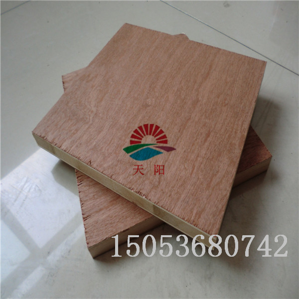 大量批发 优质 细木工板 各种材质环保细木工板