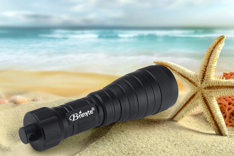 夜光brinyte潜水手电筒水下备用照明