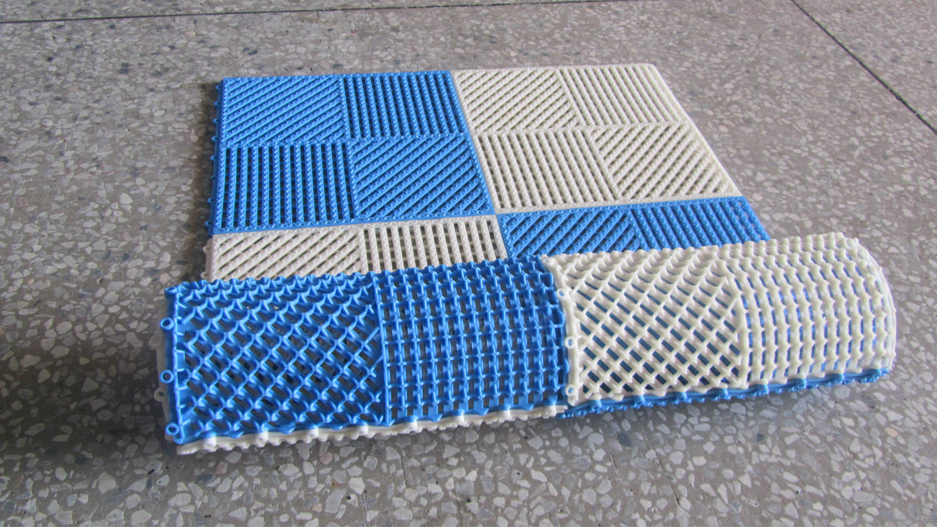 【凯洁】厂家直销拼装防滑隔水垫 供应防滑垫 浴室垫 泳池垫