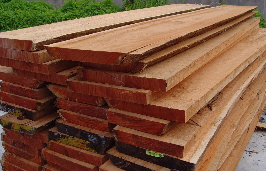 厂家直销 优质红椿木 烘干热压红椿木实木板材 红椿木板材