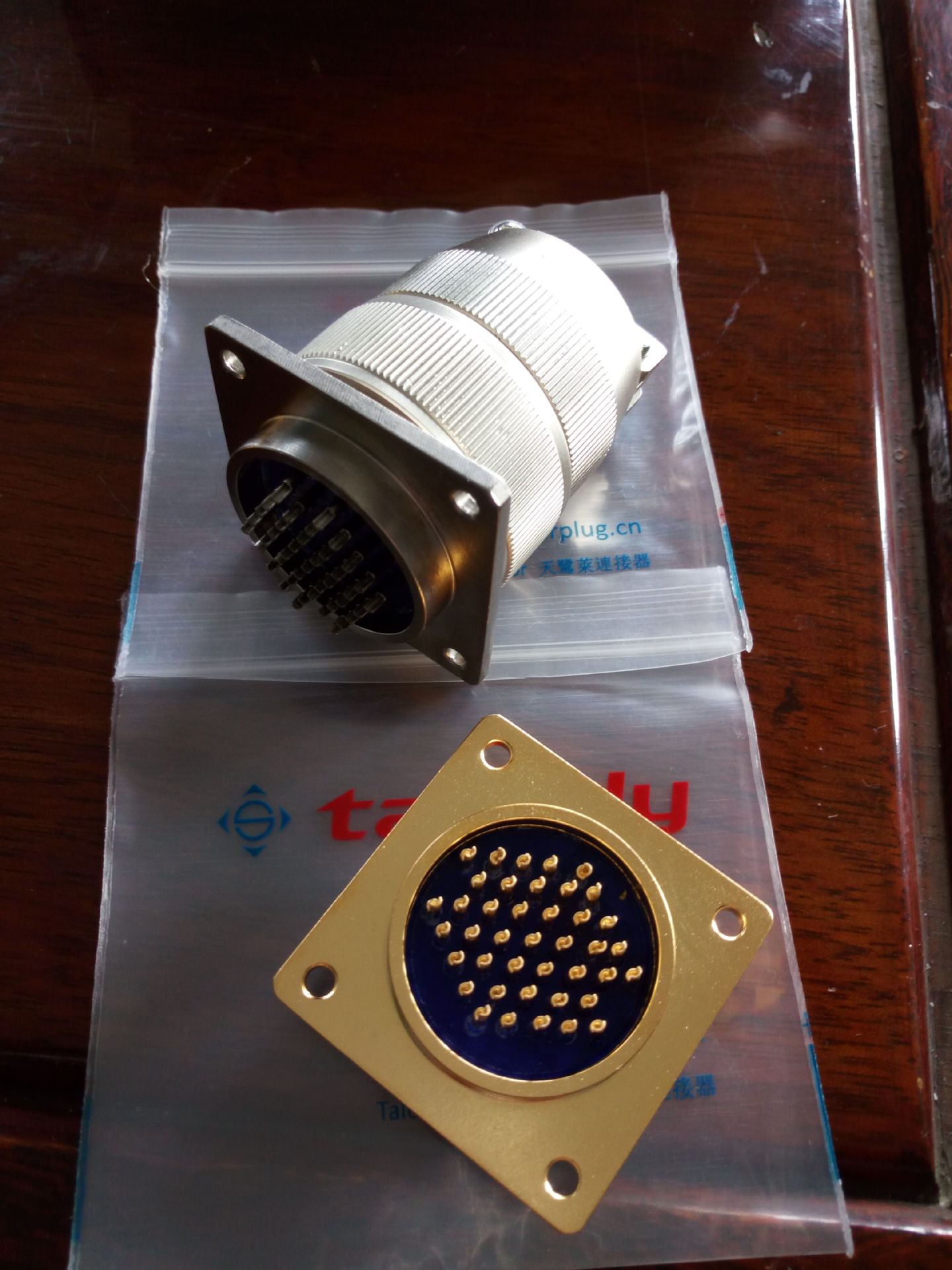 玻璃烧结 真空密封航插 耐高温高压连接器 不锈钢气密插座 41芯