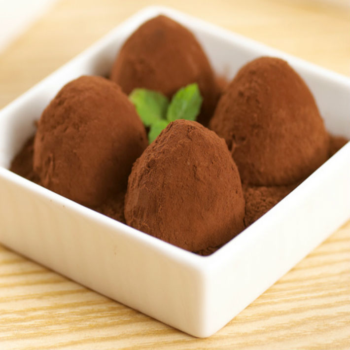 厂家直销 松露巧克力 代可可脂巧克力 白巧克力 可供批发