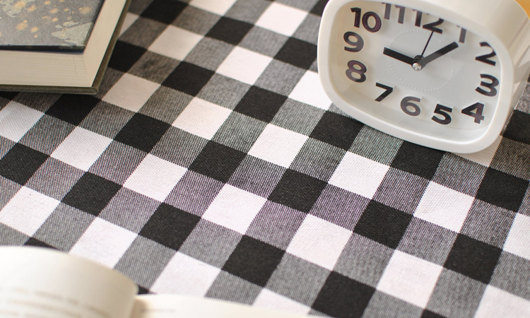 黑白格子西餐桌布 简约现代棋盘格布艺 桌布台布批发厂家