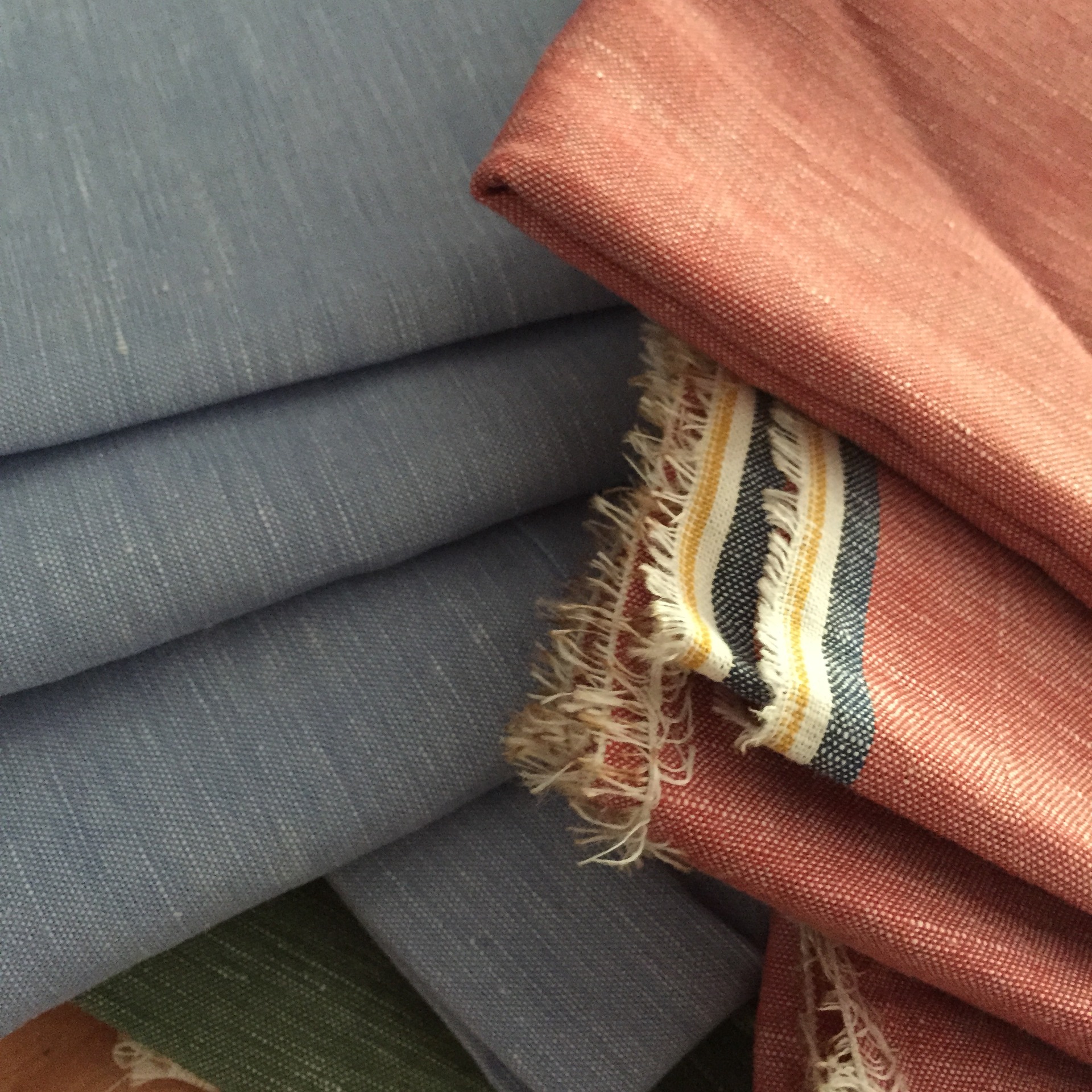 2015新款亚麻棉色织时尚服装面料 优质棉亚麻布三亮色 色.