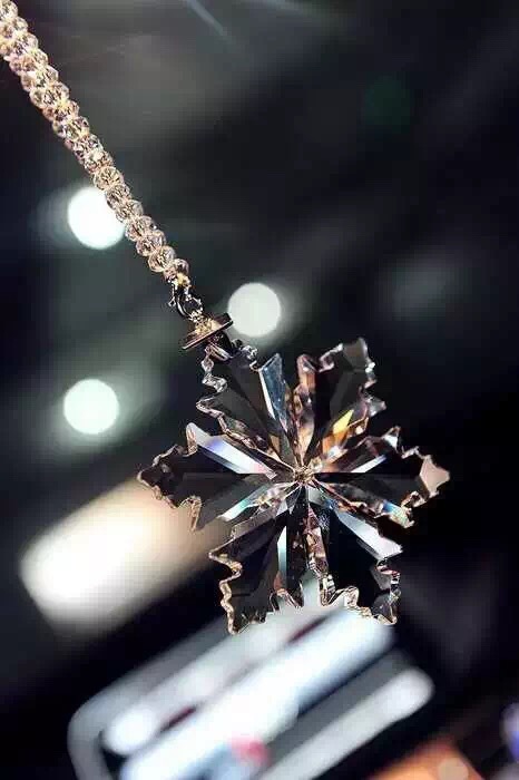 厂家批发汽车水晶挂饰 雪花挂件 车挂 奥地利水晶正品车挂饰