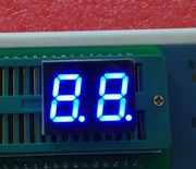 0.56英寸2位蓝光LED数码管 电量时间指示 05621BA 25*19*8MM