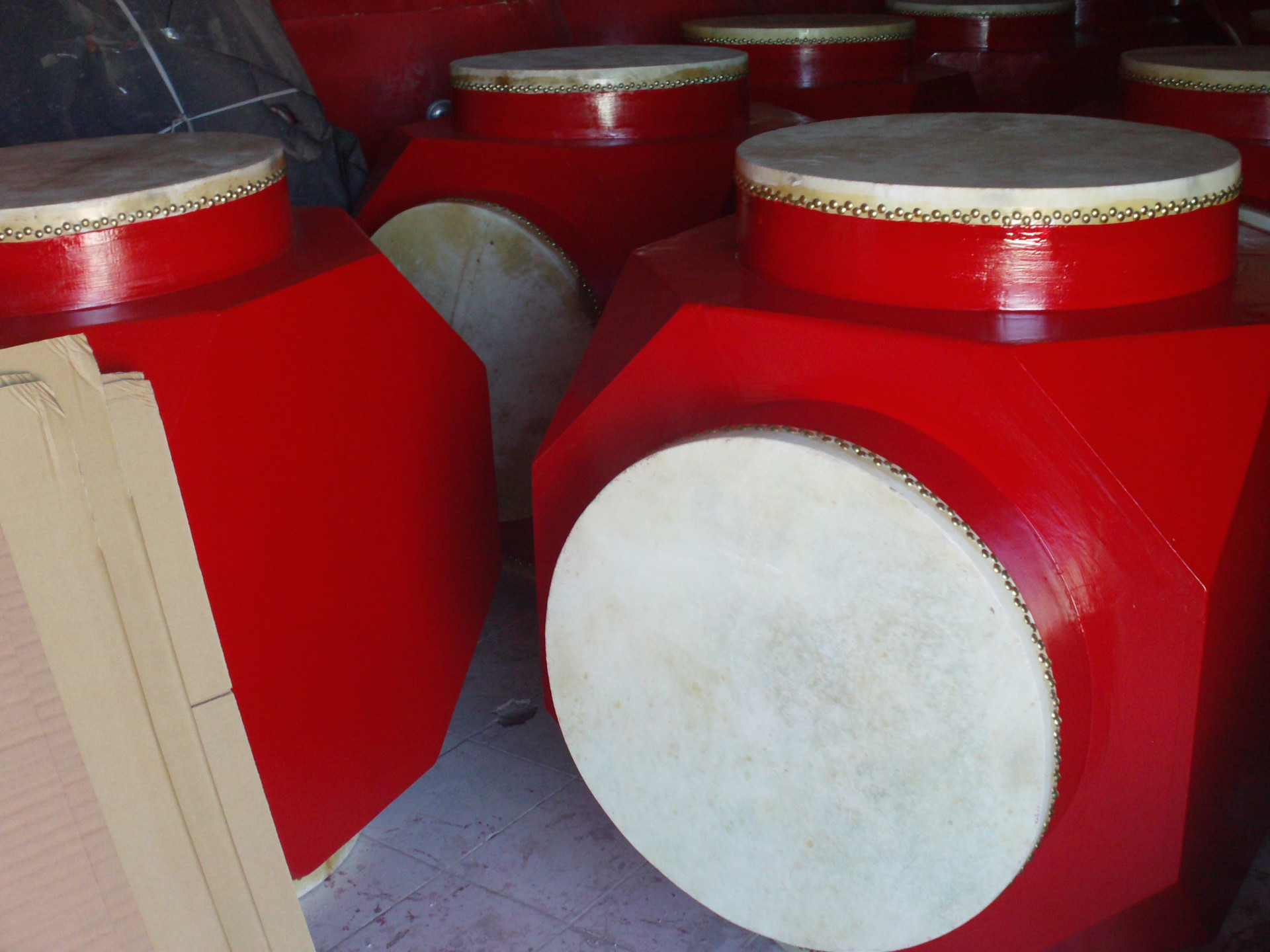 偃师厂大量供应苗鼓,特制鼓 方鼓 ,四面鼓,欢迎订购13803889793