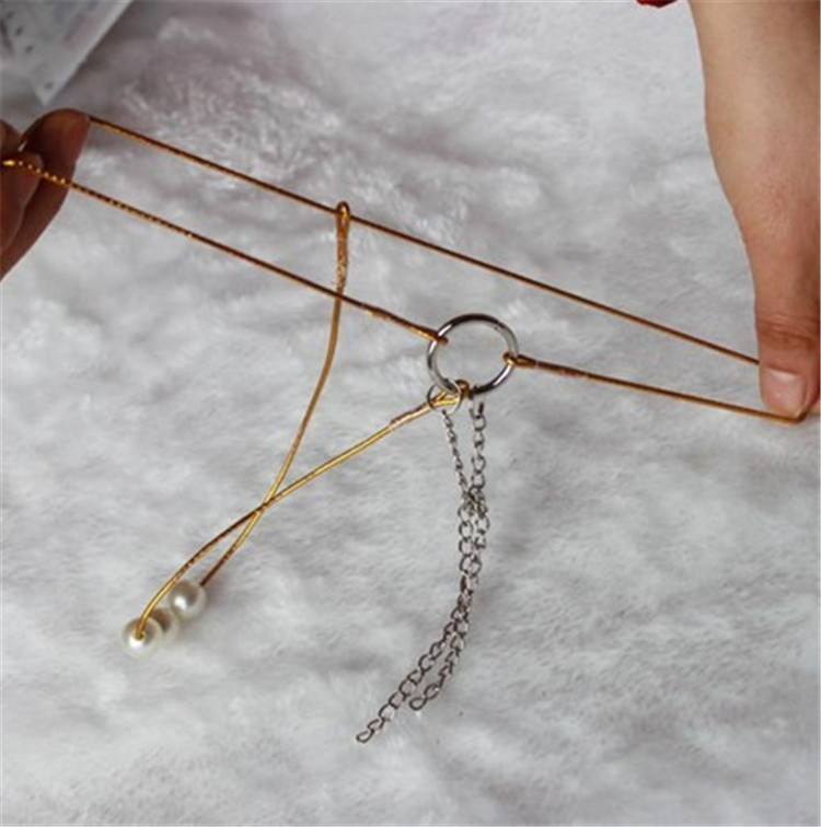 厂家直销情趣内裤 女用器具批发金属宝石铁链弹力女用内衣内裤