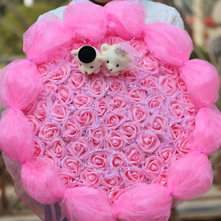 66朵粉玫瑰粉色泡泡纱包装玫瑰卡通花束女朋友生日圣诞节礼物f071