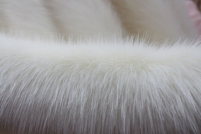 昊佰鑫秋冬毛绒面料人造狐狸毛仿狐狸毛人造皮草人造毛皮 中狐