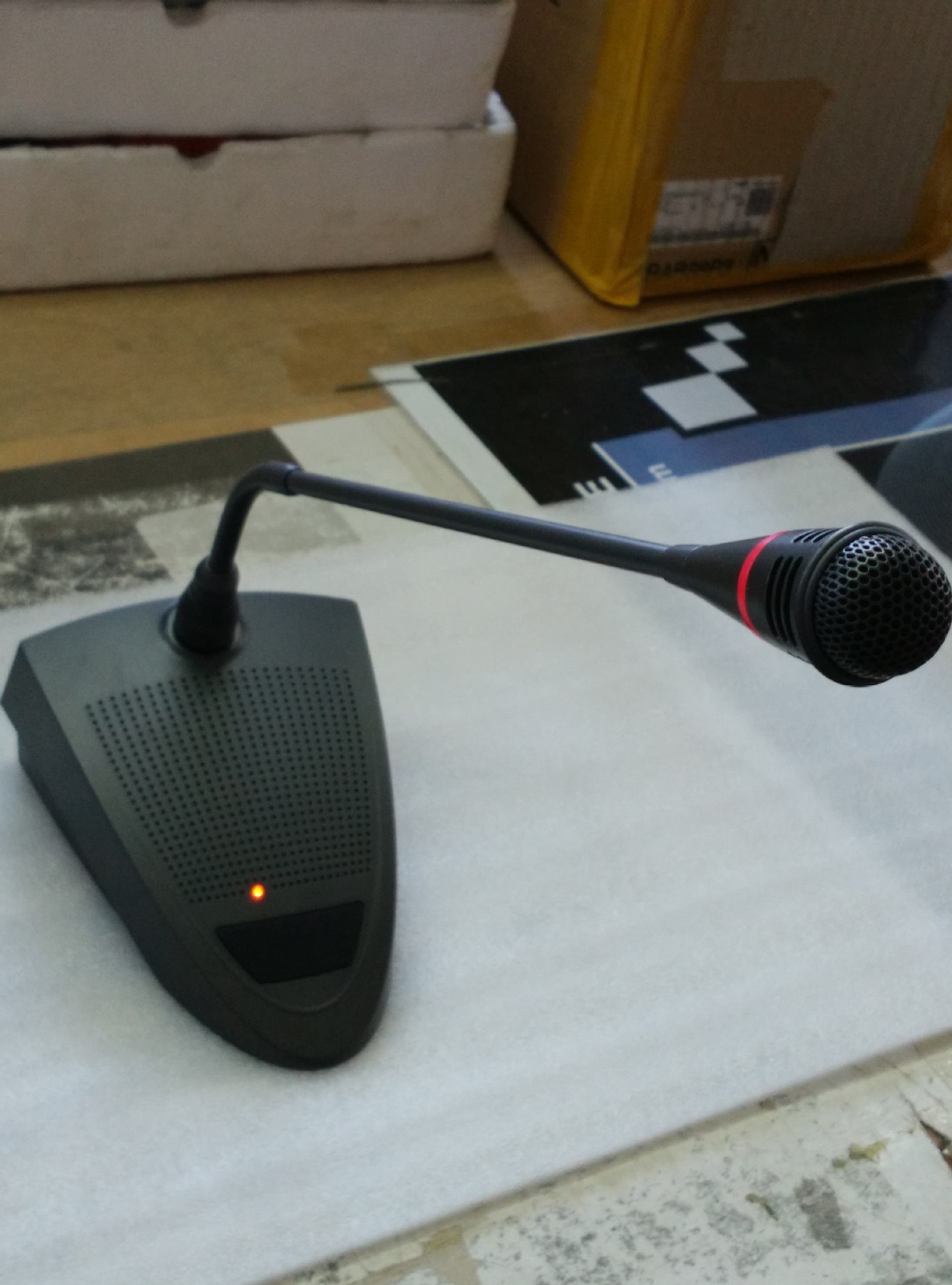 厂家直销一拖八小型会议室专用鹅颈话筒 手持耳麦麦克风批发