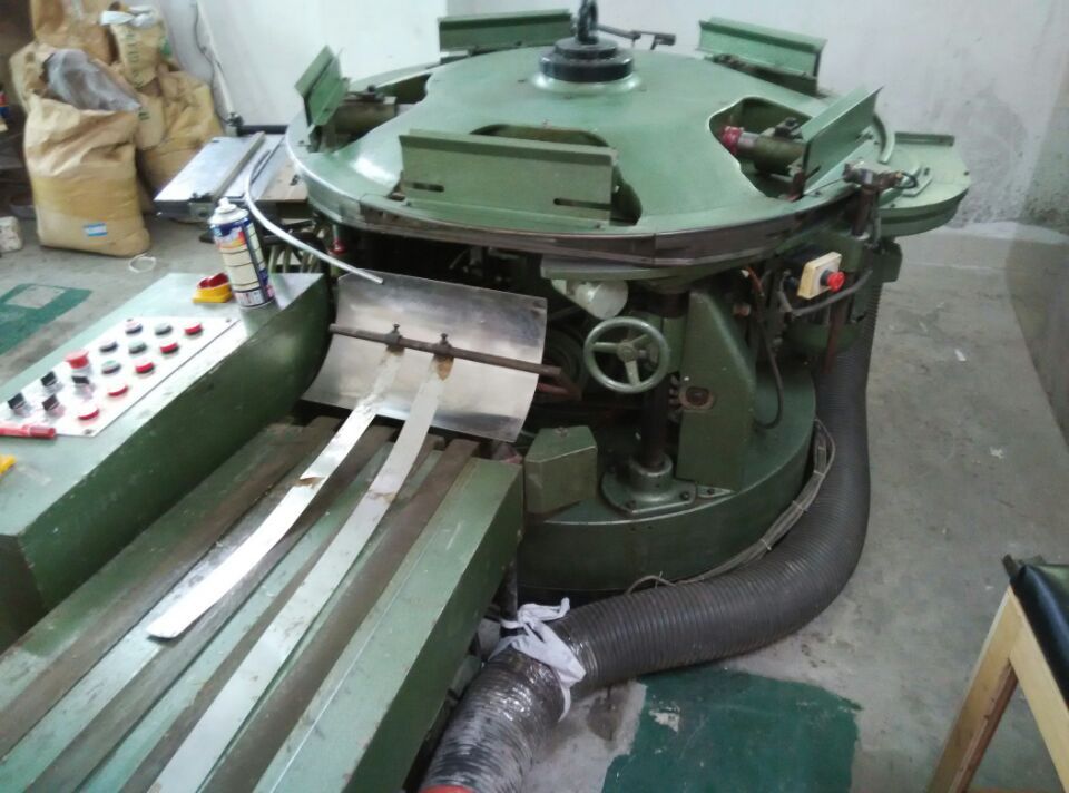 折页机 马天尼胶装机 骑马订 印刷厂转让