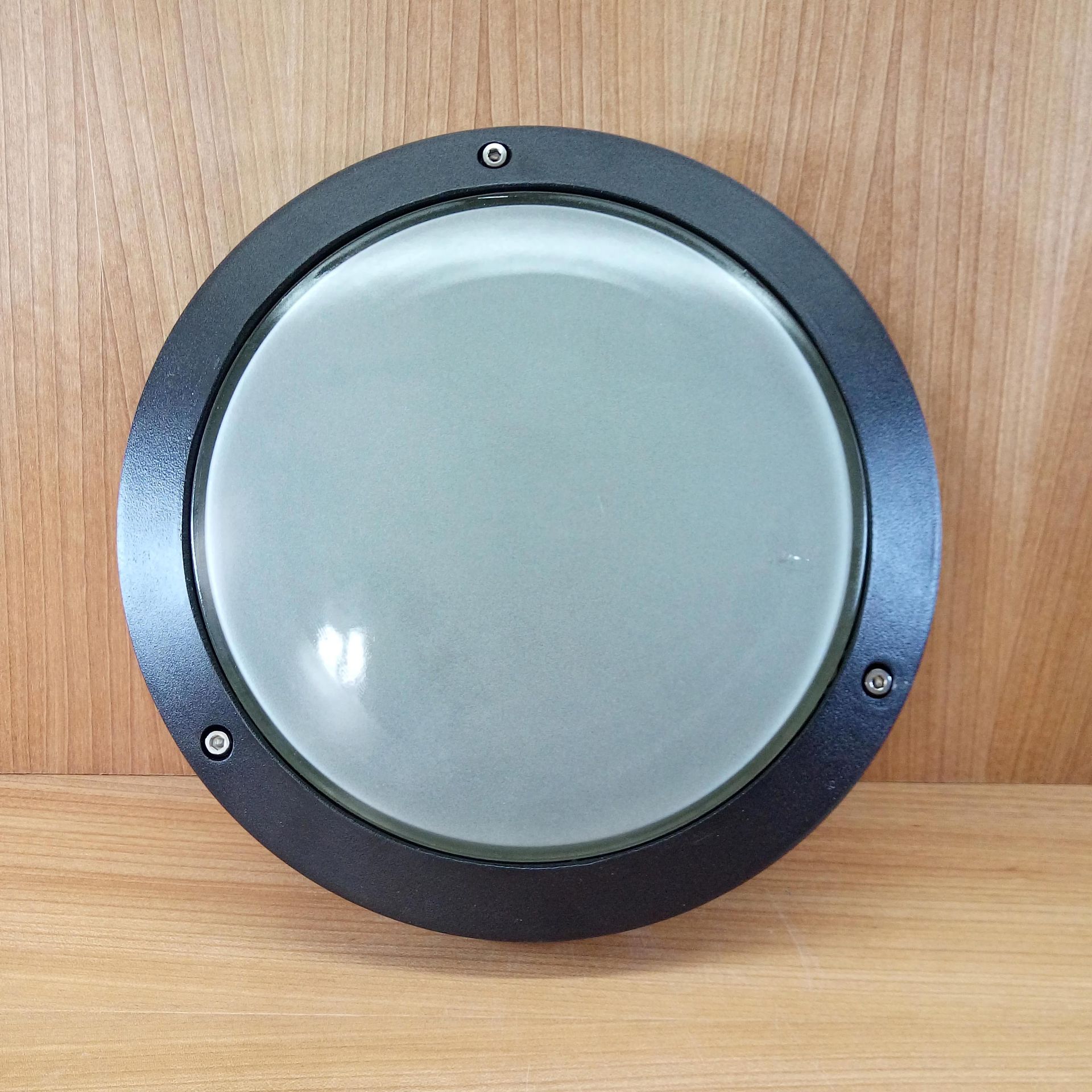 供应 圆形防潮灯外壳 黑色白色可选 户外防潮灯具 圆形外壳