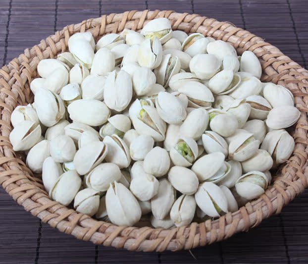 漂白开心果 中颗粒自然开19.6斤/箱厂家直销批发价