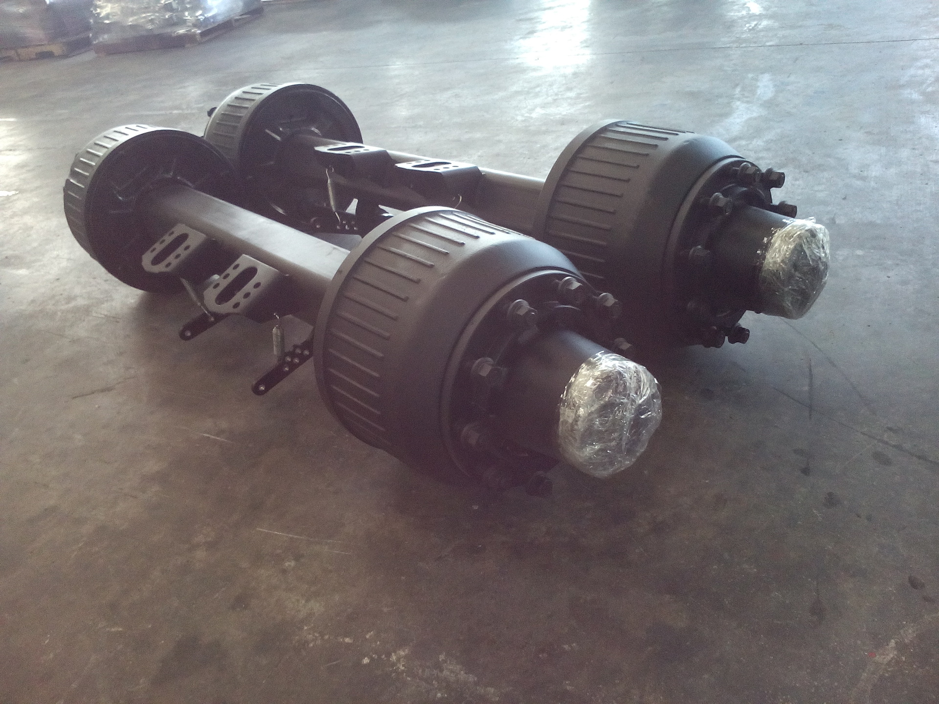 德式车轴总成,梁山正阳德式车轴,车轴总成