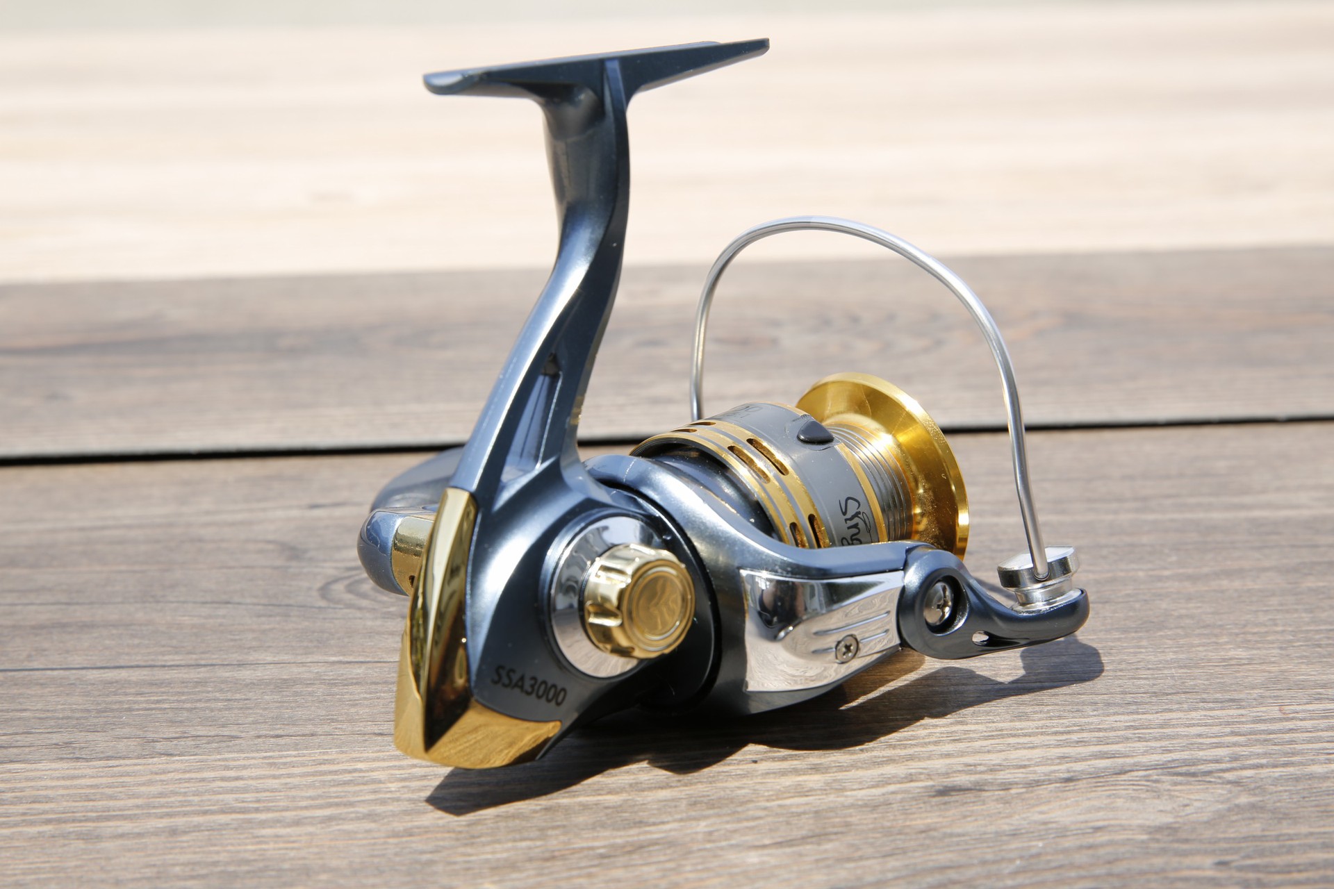 希诺渔轮2015新品ssa纺车式渔线轮渔