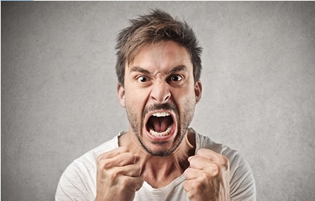 研究发现,在压抑的情况下恰当地以愤怒回应,血压不但会维持正常水平